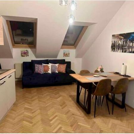 Klimatisiertes Dachgeschoss City Apartment In Zentrum Wiens Eksteriør billede
