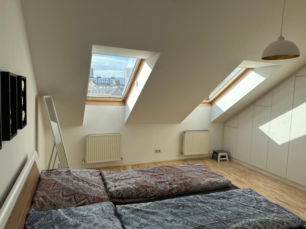 Klimatisiertes Dachgeschoss City Apartment In Zentrum Wiens Eksteriør billede