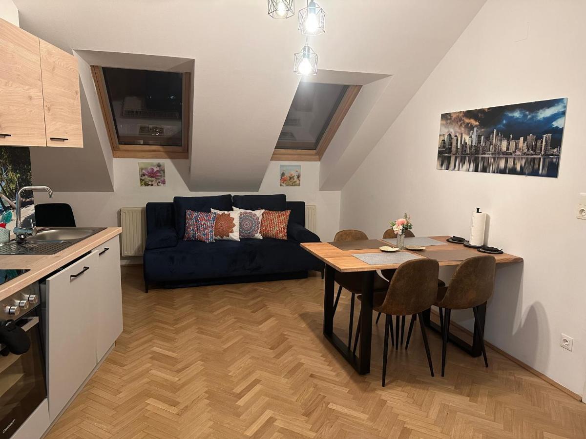 Klimatisiertes Dachgeschoss City Apartment In Zentrum Wiens Eksteriør billede