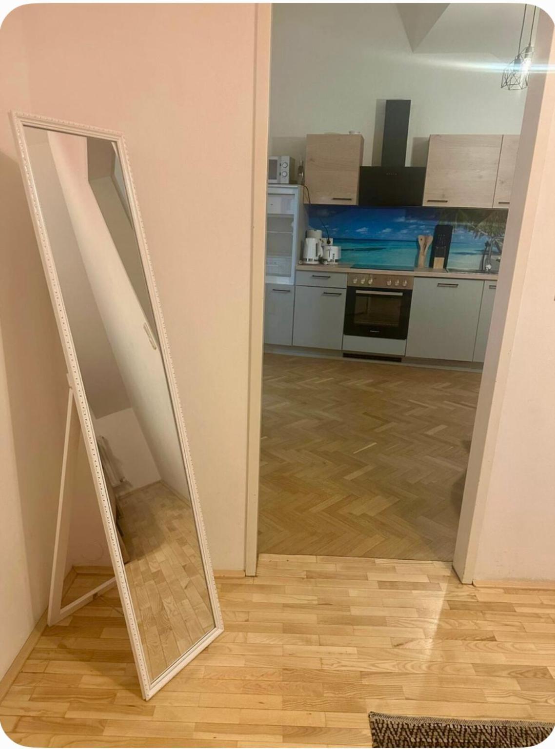 Klimatisiertes Dachgeschoss City Apartment In Zentrum Wiens Eksteriør billede